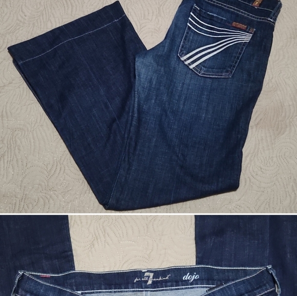 7 For All Mankind Women's Blue Jeans - Picture 3 of 3